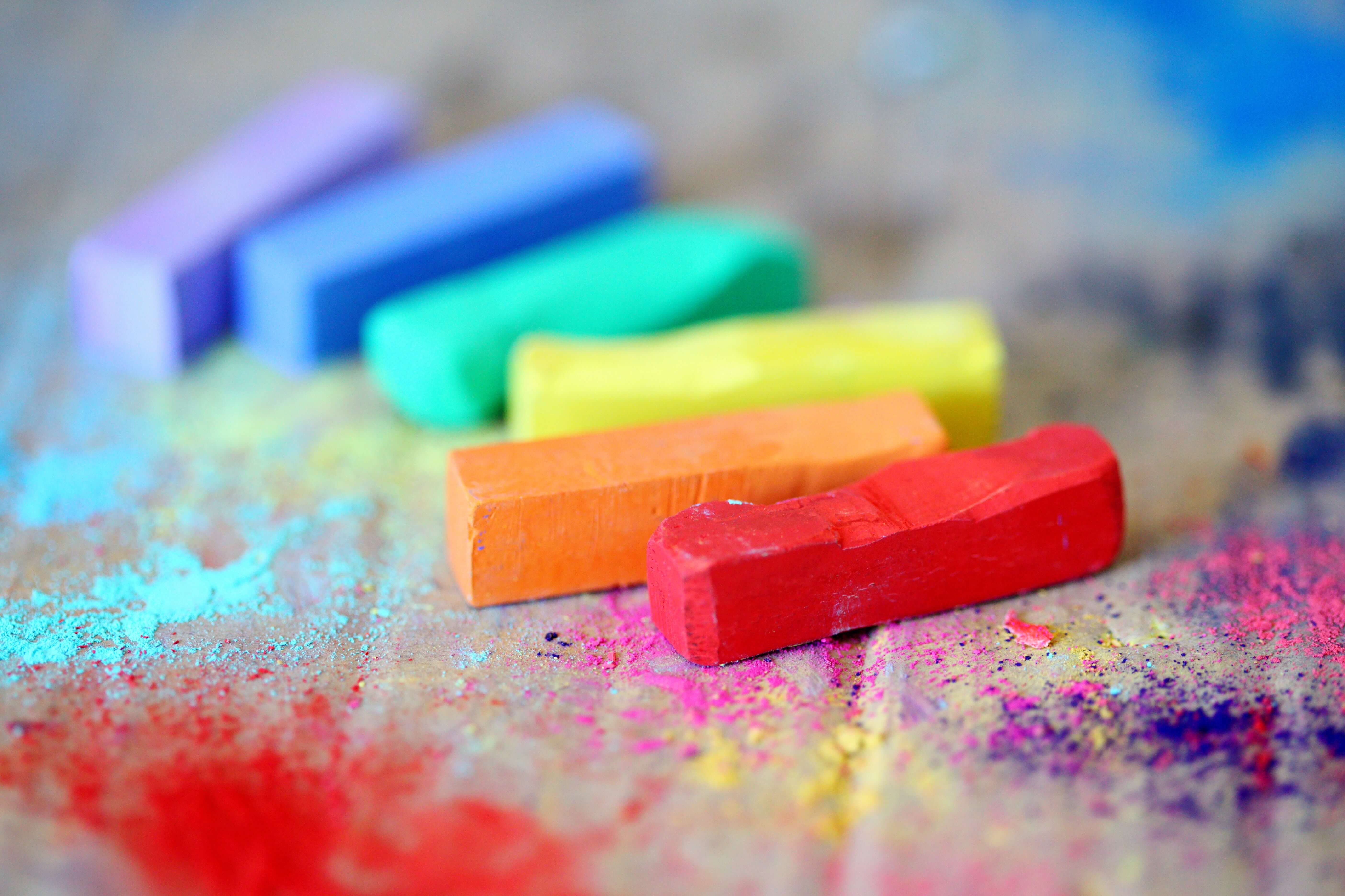 sidewalk chalk,, activities for last days of summer