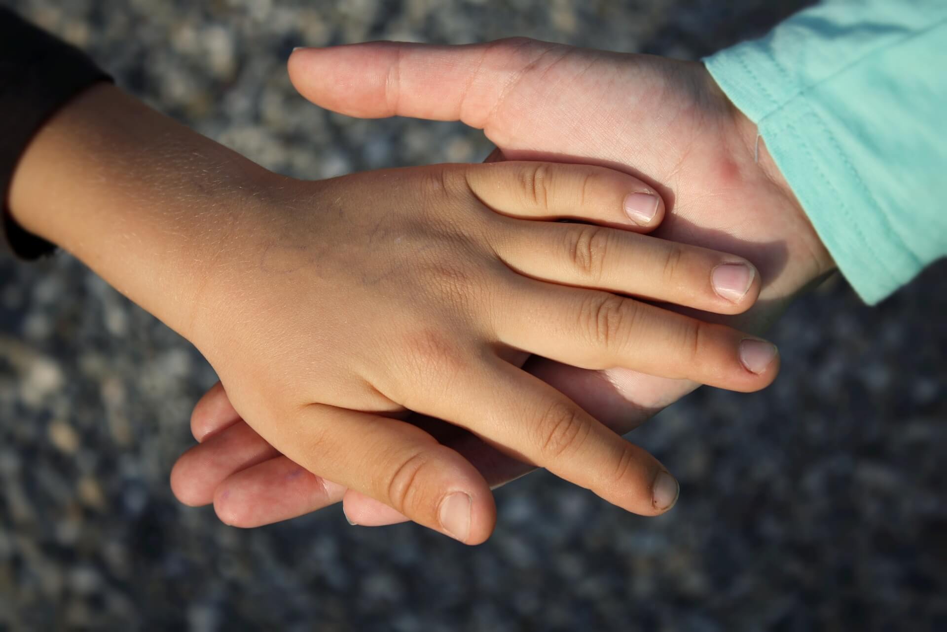 how to raise children with good character
